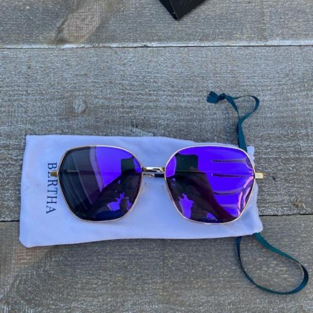 Bertha Emilia Polarized Women's Sunglasses - Picture 2 of 3